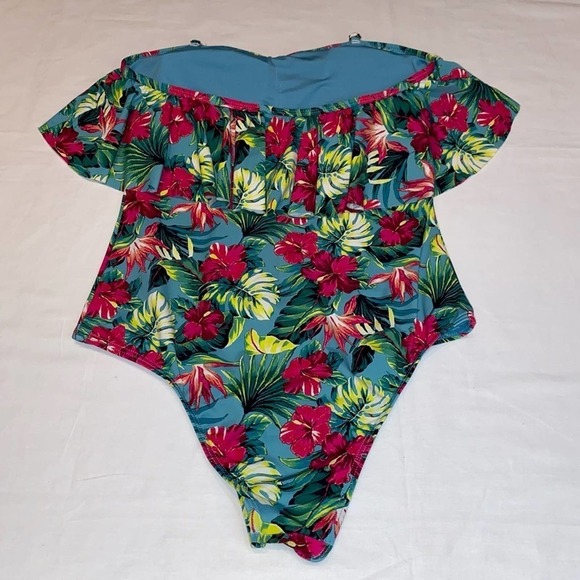 Tart Collection Ruffled Floral Swimsuit Medium - Picture 3 of 14